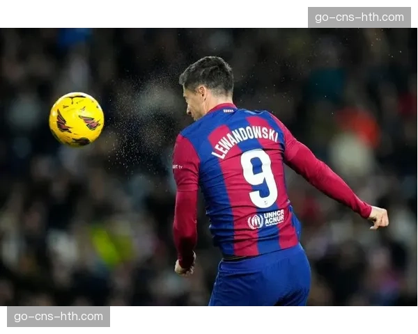 现场：马德里德比火爆进行中，菲利克斯破门后面对旧主拒绝庆祝。