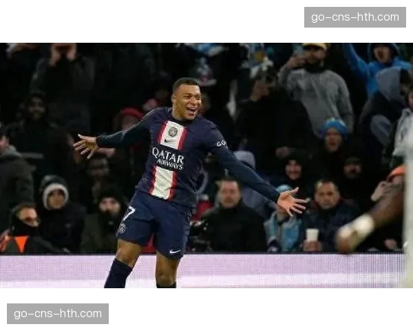 复盘巴黎防线漏洞：姆巴佩帽子戏法难掩球队被摩纳哥打入三球