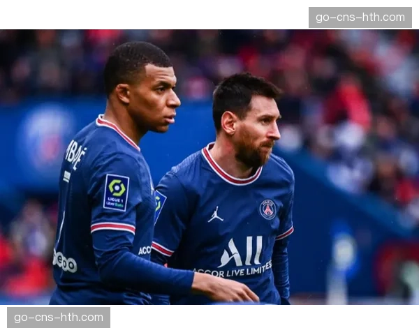 巴黎圣日耳曼主场0-2不敌里尔，联赛冠军悬念保留至末轮